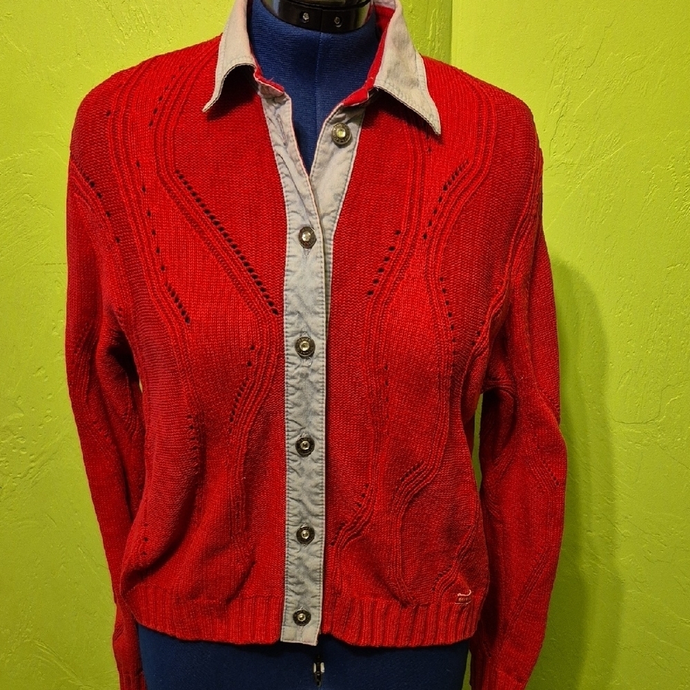 Blue Willi's: Sz.L. Red&Denim Accents. Ornate 3D Buttons.100% Cotton.(#1480A)